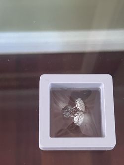 Avello Earings