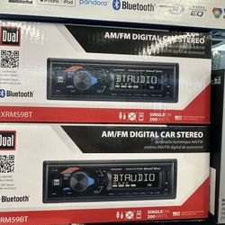 Dual Single Din Bluetooth/Aux/USB