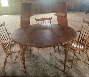 Dining Room Table and Chairs