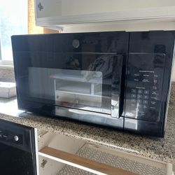 30 Inch Microwave Lg Less Than Two Years Old
