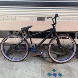 Thruster Bike