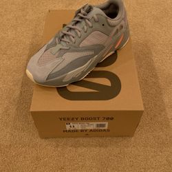 Yeezy Adidas 700 Inertia
