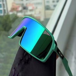 Sutro Prizm 