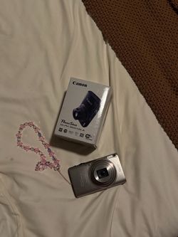 Canon PowerShot ELPH 360 HS Digital Camera