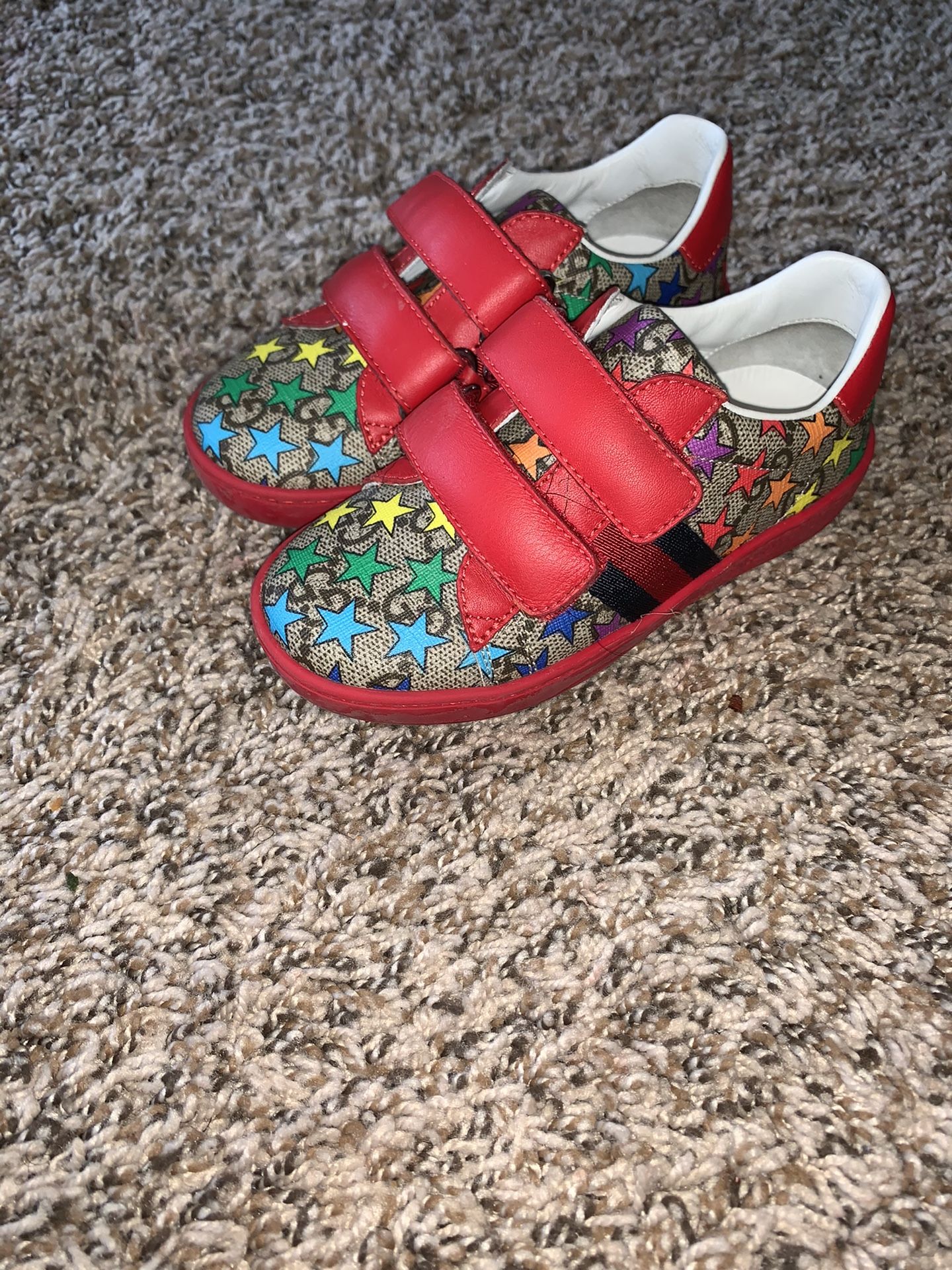 Kids Gucci Shoes 100% authentic size 25 (9 in little kids)