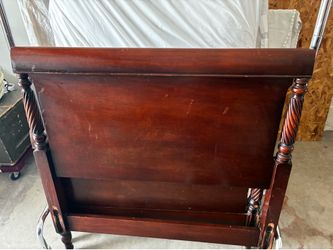 Antique wood single bed