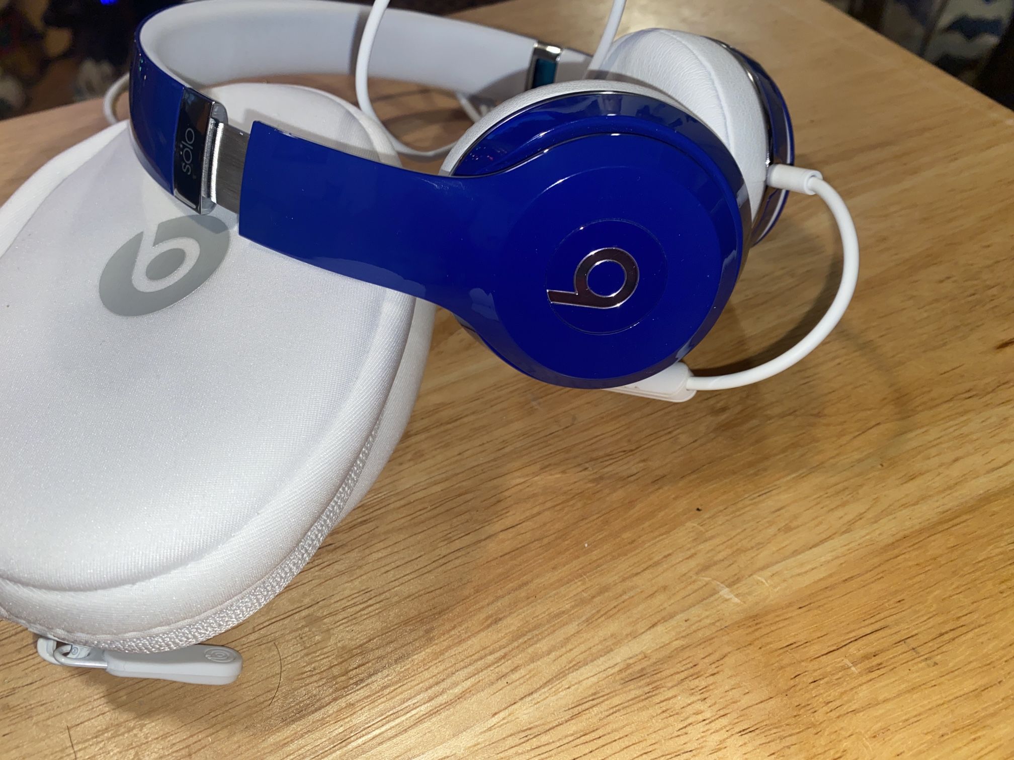 Beats Solo By Dre      Headphones  