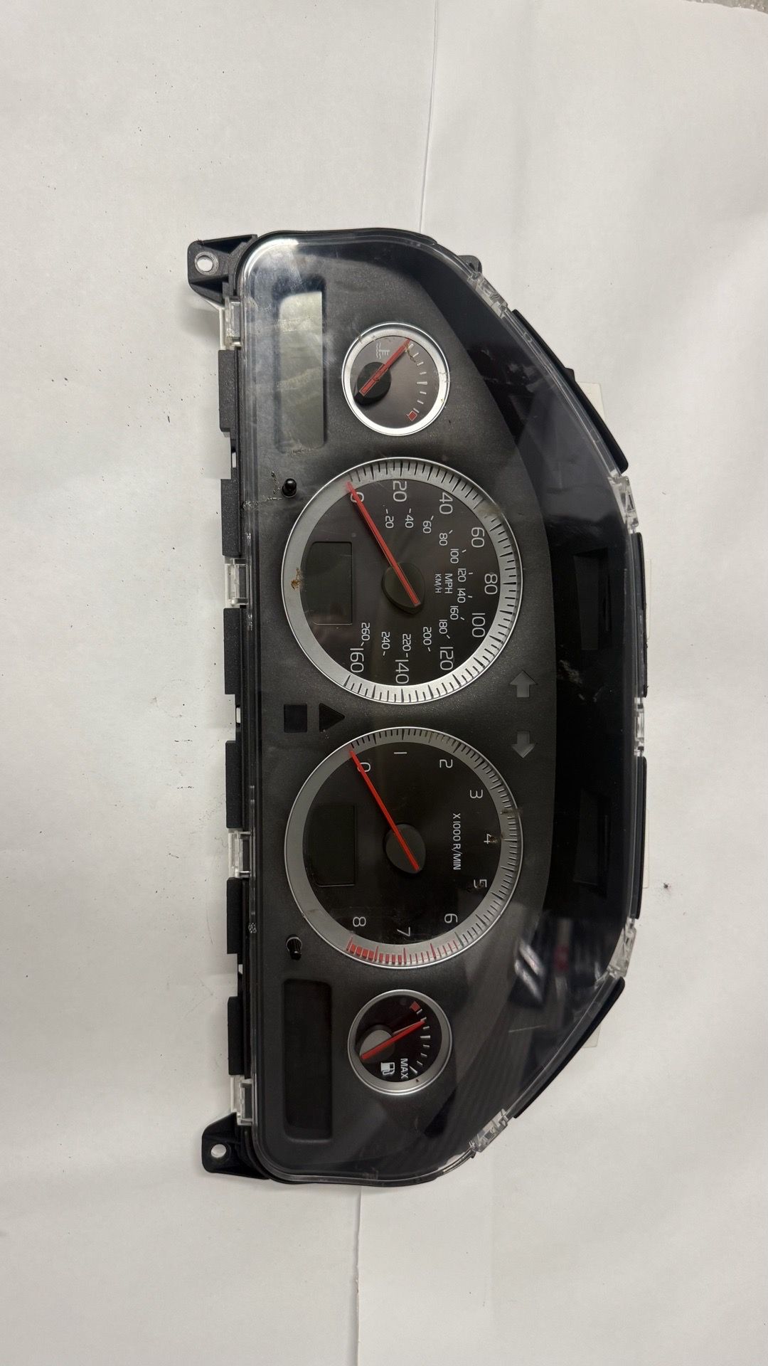 Instrument speedometer cluster 2013 Volvo XC90