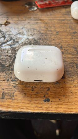 Apple AirPods Pro 4