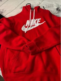 Nike sweater size medium good condition no flaws no stains