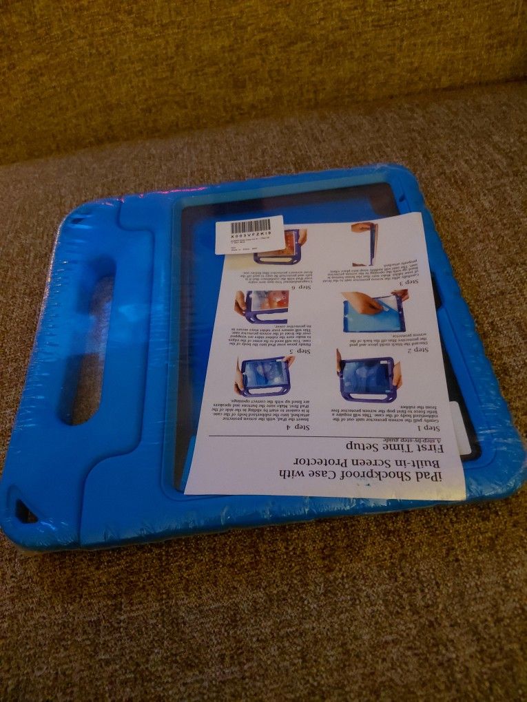 New In Package Avawo Kids Ipad Case