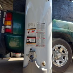 40 gallons water heater
