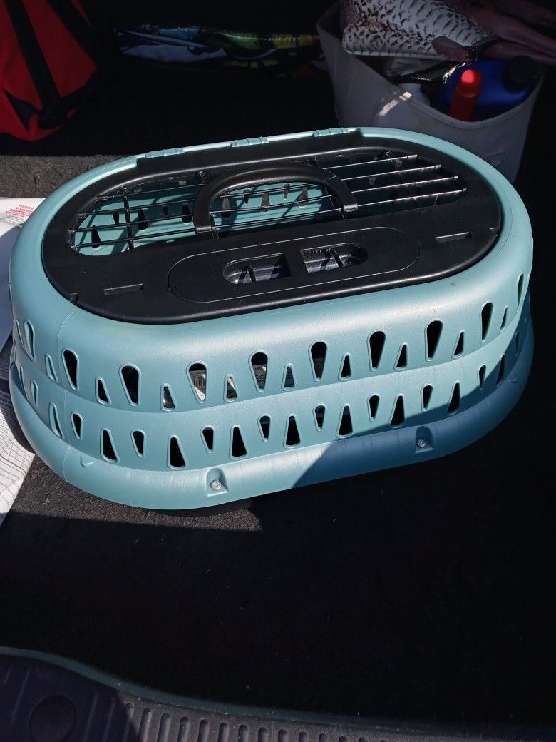 Whisker City Top Load Cat Kennel