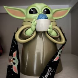 Disneyland Sipper
