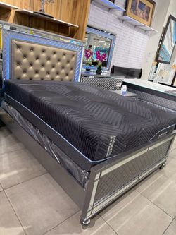 Gorgeous Queen Bedroom Set ✨✨✨