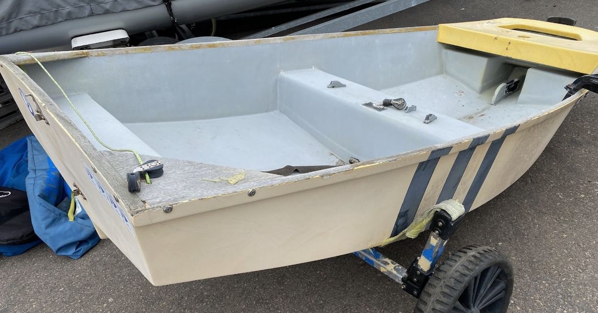 8’ Dinghy sabot Rowboat