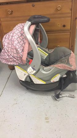 BABY TREND CAR SEAT