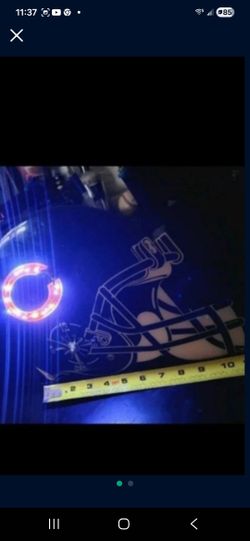 NFL. VINTAGE,/CUSTOM, CHICAGO BEARS: (12"×11") Thick Wooden Heavy Clock w/LED lights added (AA battery not inluded) firm.