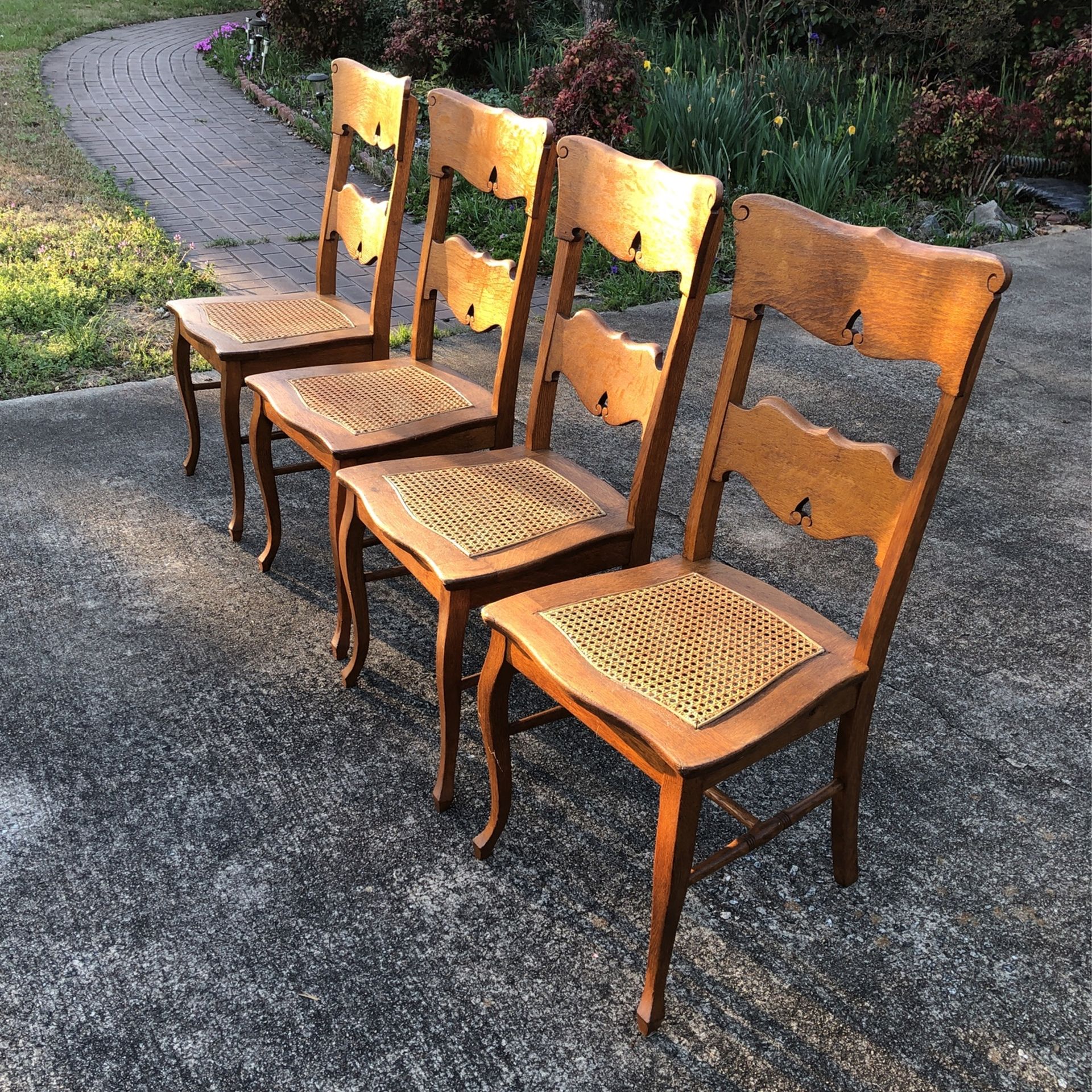 4 Genuine Oak Antique Chairs