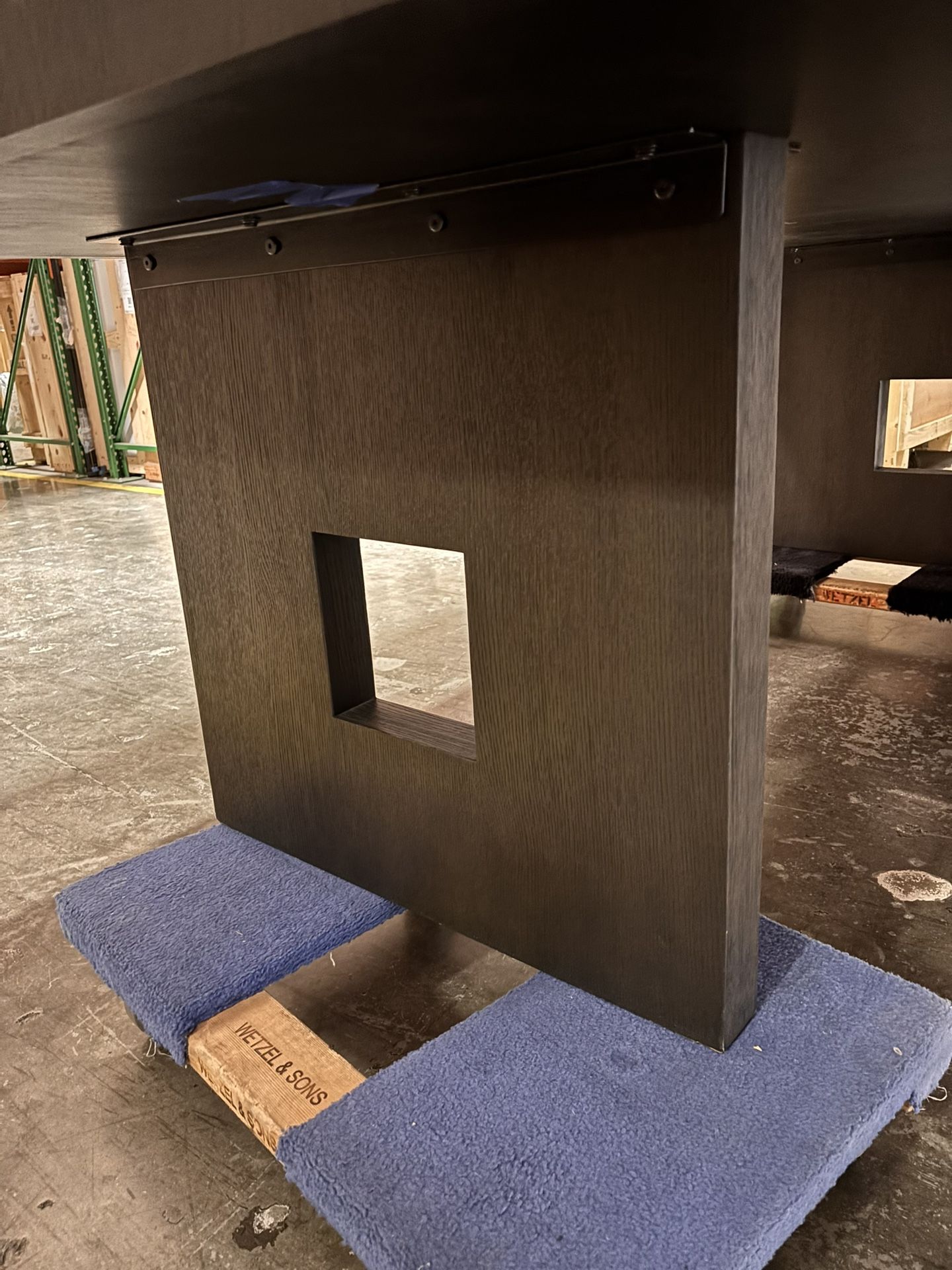 Wood Dinning Table