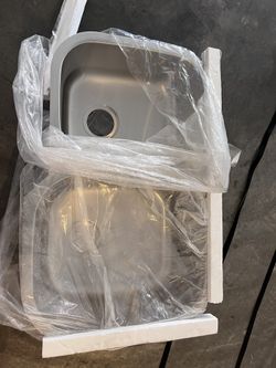 32” Undermount Sink NEW