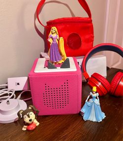 Tonies Starter Set - Pink Toniebox + 3 Tonies,  Travel Case & Headphones