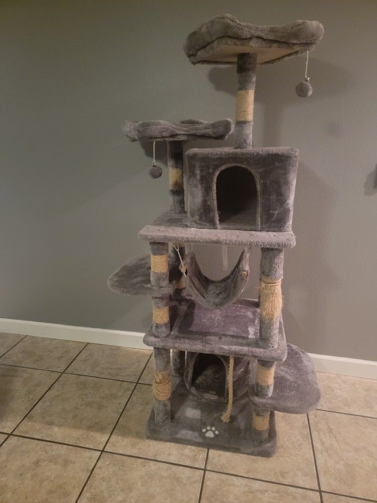 Lightly Used Cat Tree 