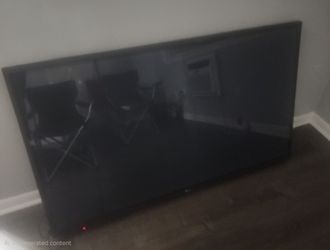 Large LG Flat Screen TV
