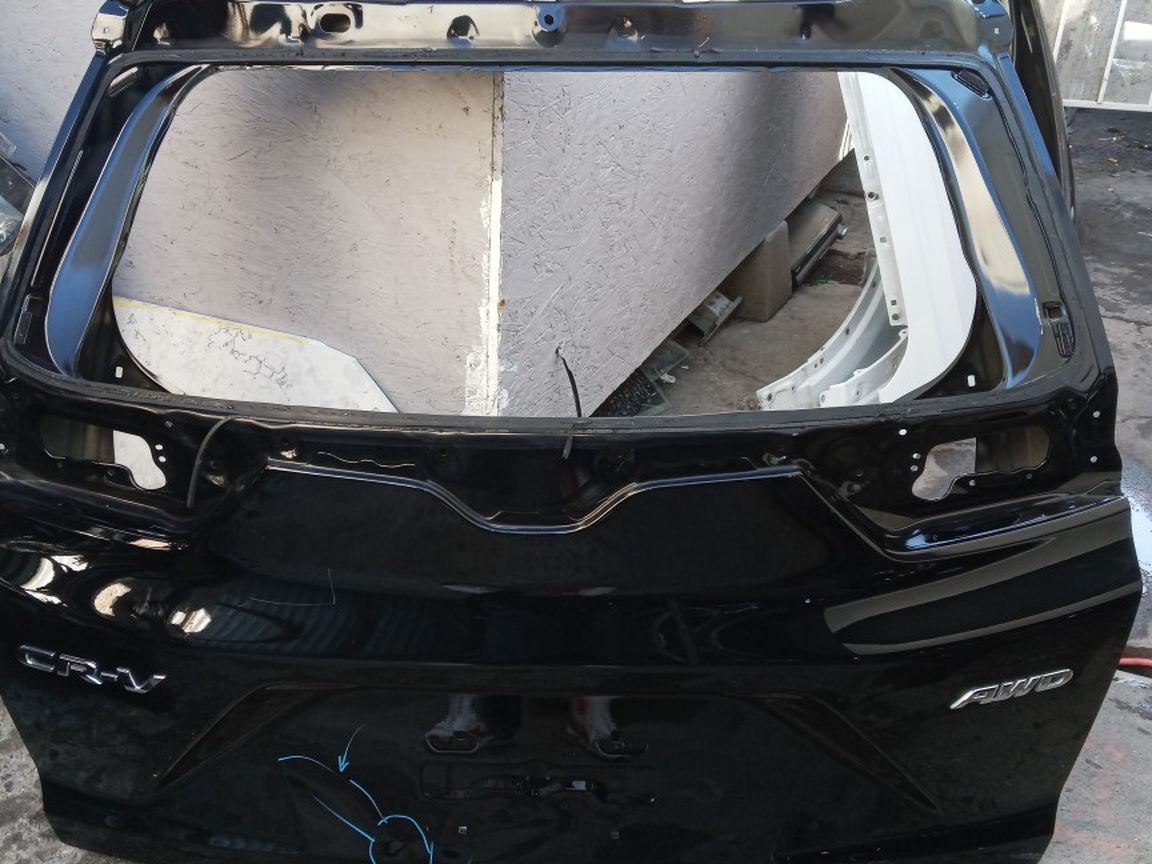 2017-2020 Honda CR-V Rear Lift Gate Trunk Lid TAIL GATE Shell OEM Used