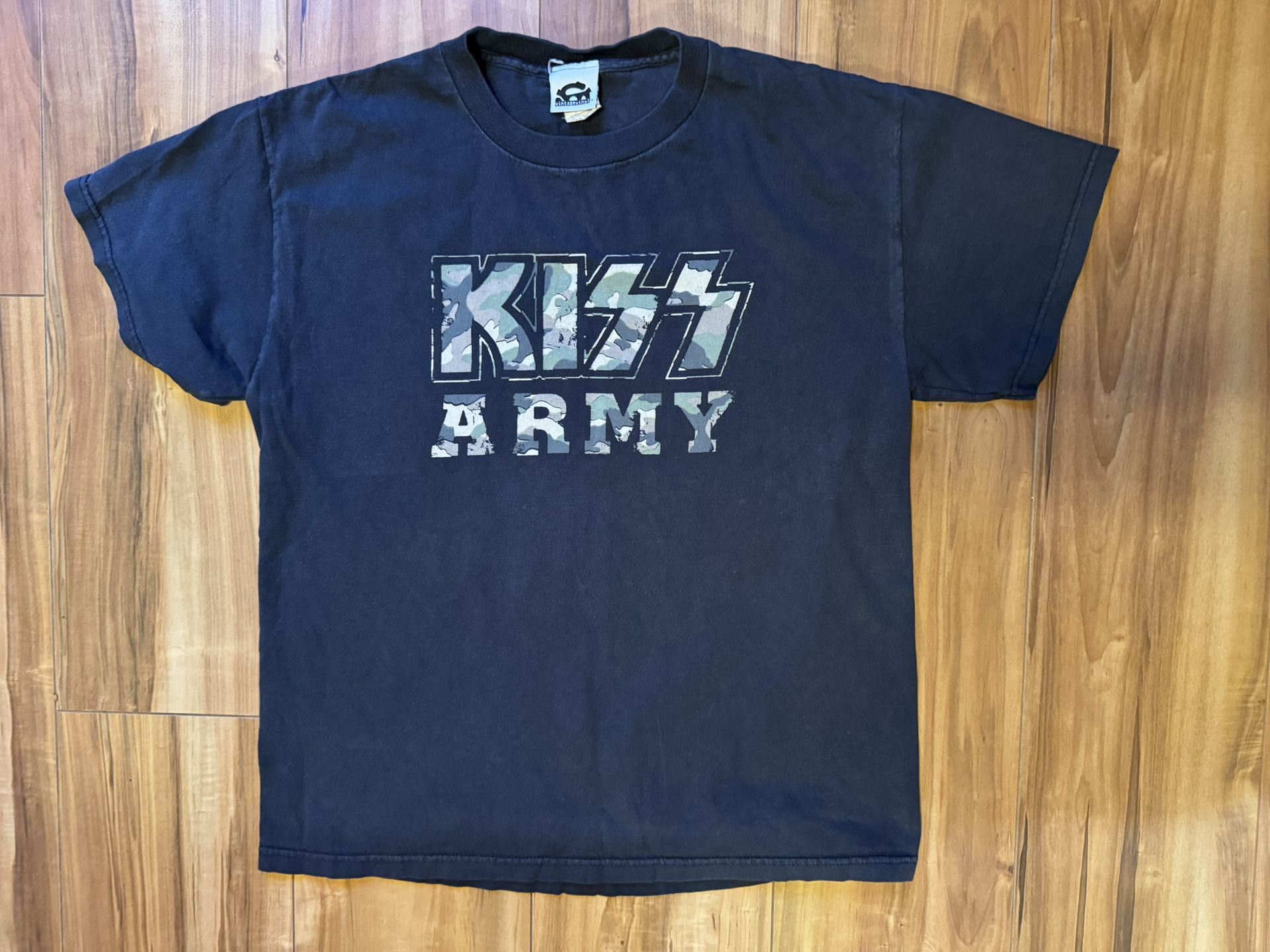 Vintage KISS ARMY T Shirt MED Black Camo Letters Logo Vintagevinyl 2006
