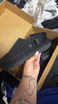Ugg clogs