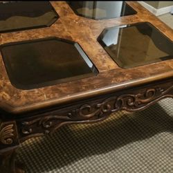 CARVED   Solid WOOD  CENTER  TABLE  w/ 4 BEVELED  GLASS  INSERT  LOVELY
