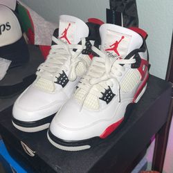 Selling Jordan Fours