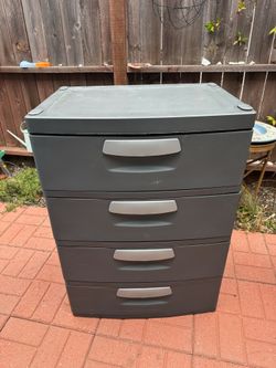 Sterilite 4 drawer dresser