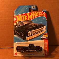 Hot Wheels ‘67 Chevy C10 (Milwaukie,OR)