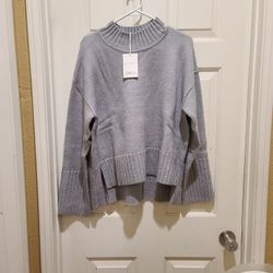 Women's Large New $5