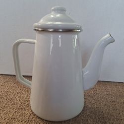 WHITE ENAMEL TEAPOT/COFFEE POT
