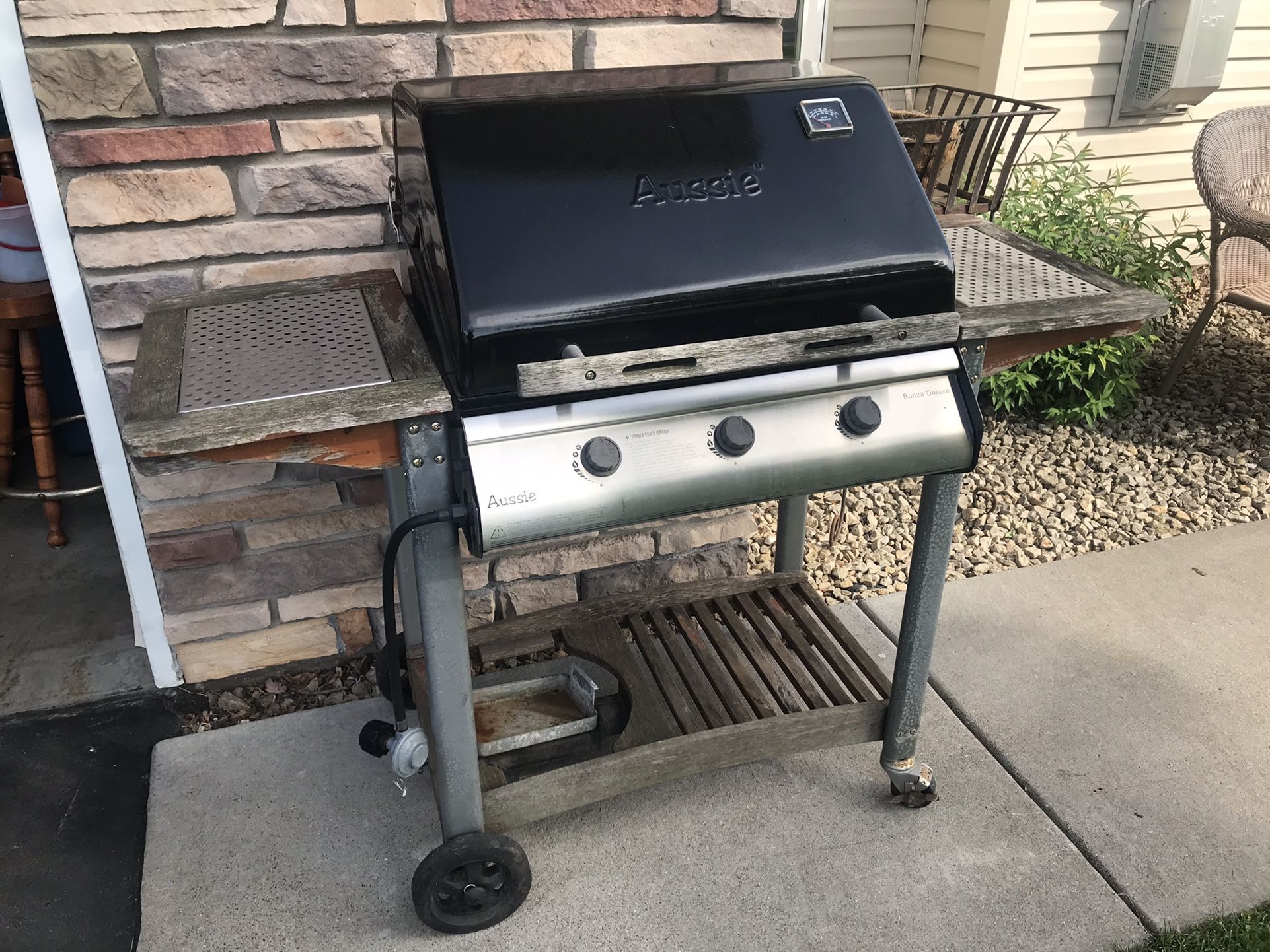 Aussie Bonza Deluxe 3 BBQ Grill