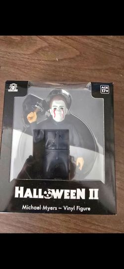 Halloween II Michael Myers Vinyl Figure by Culturefly