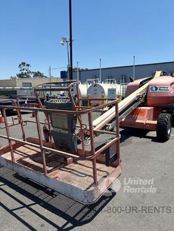 2017 JLG 400S 40’ Straight Boom