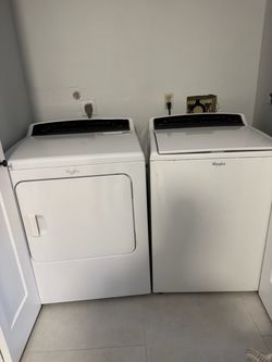 Whirlpool Cabrio Washer Dryer Set