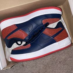 Boys 6.5 Womens 8.5 Nike Forces