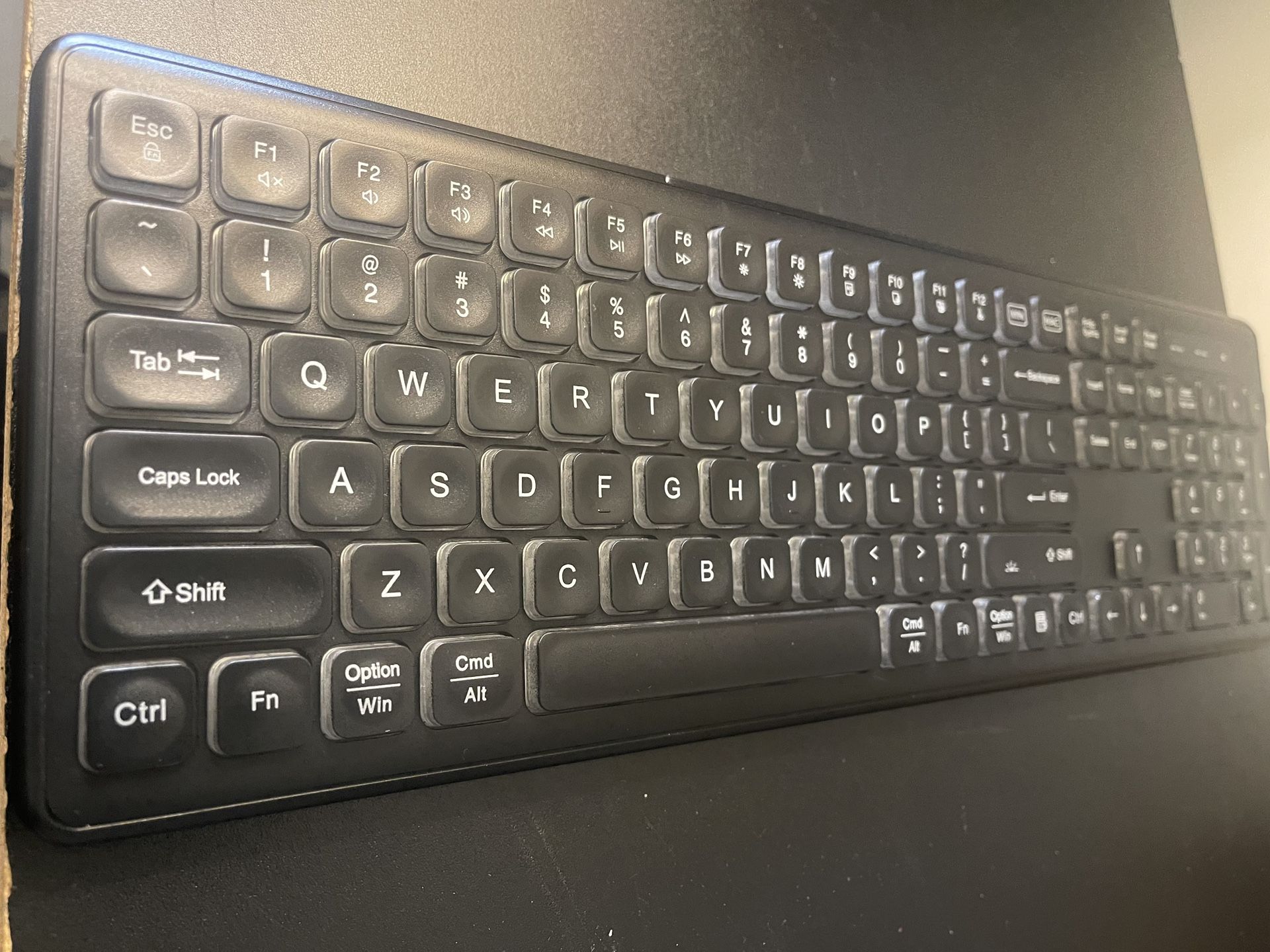 *FOR PARTS* Wireless Keyboard RGB Backlit, Rechargeable & Light Up Letters -READ