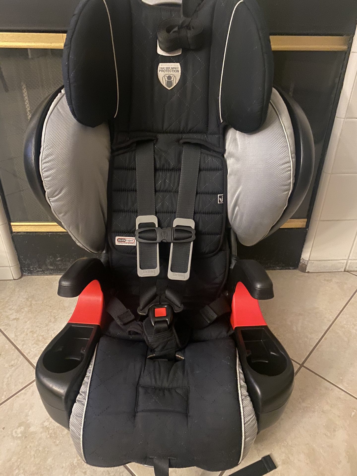 Britax Pinnacle booster car seat