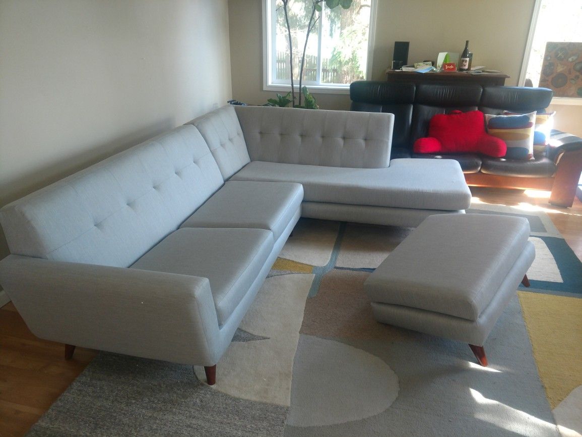 Joybird Hughes Sectional Sofa Couch with Bumper + Matching Ottoman – Excellent Condition