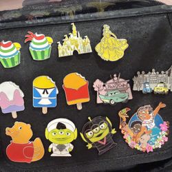 Disney pins