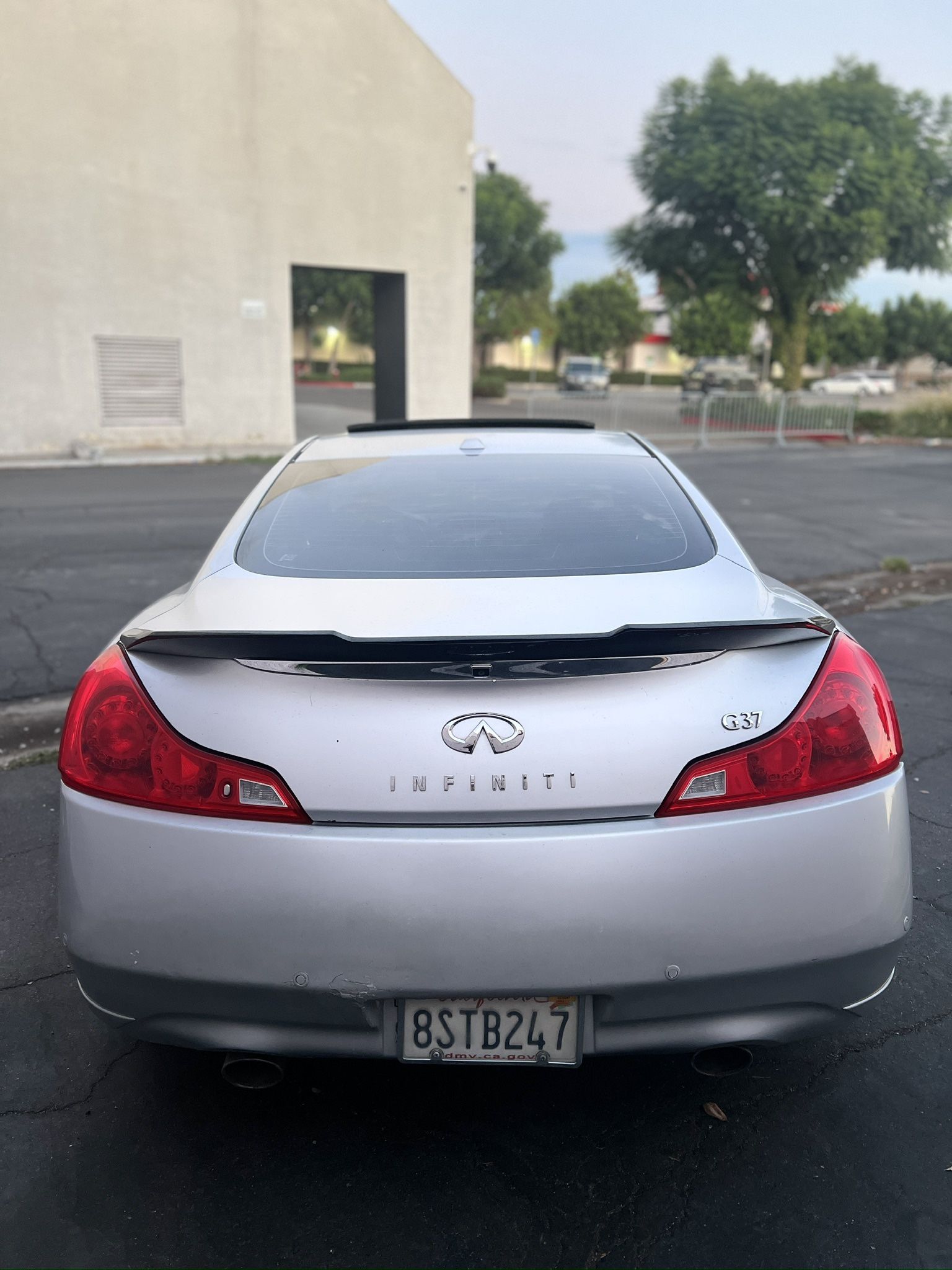 2010 Infiniti G37