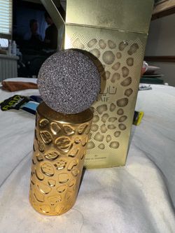Naïf perfume