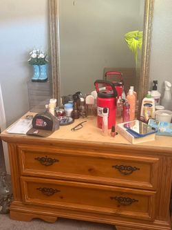 Wooden dresser and 2 nightstands