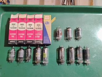 Radio and TV vacuum tubes fuses